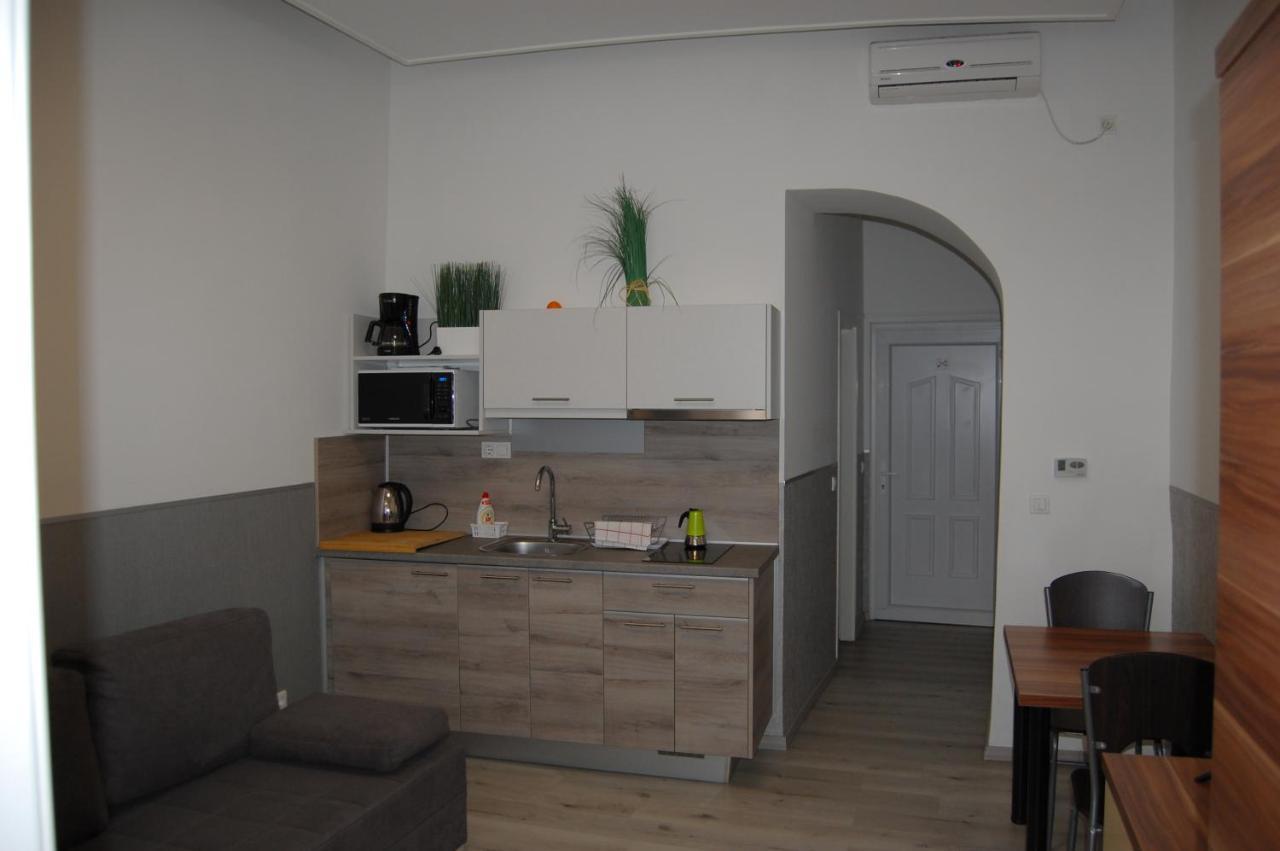 Belvaros Apartmanhaz Sopron Zewnętrze zdjęcie