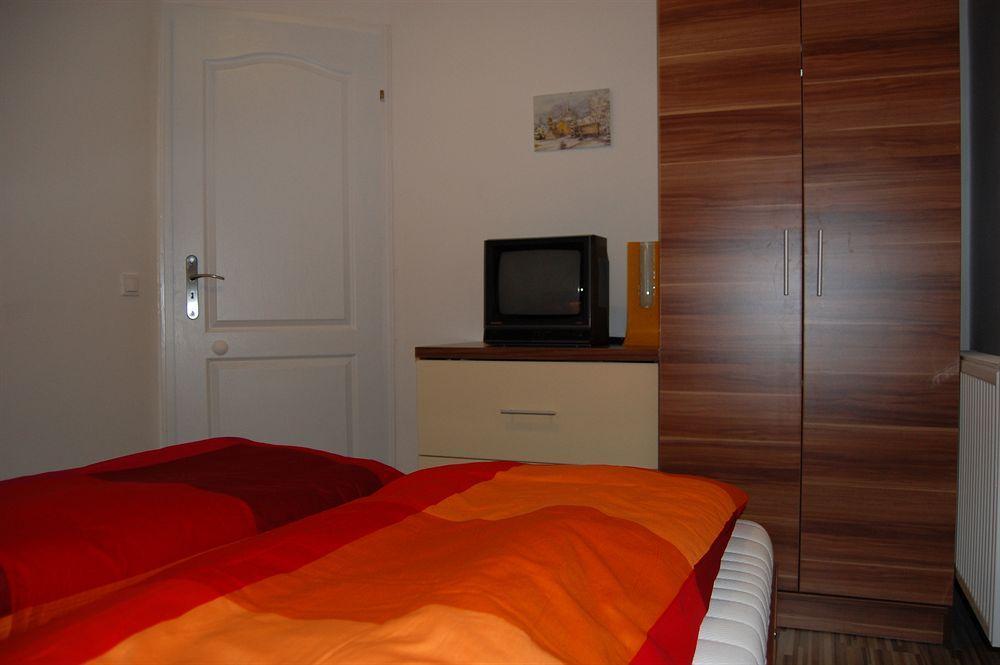 Belvaros Apartmanhaz Sopron Zewnętrze zdjęcie